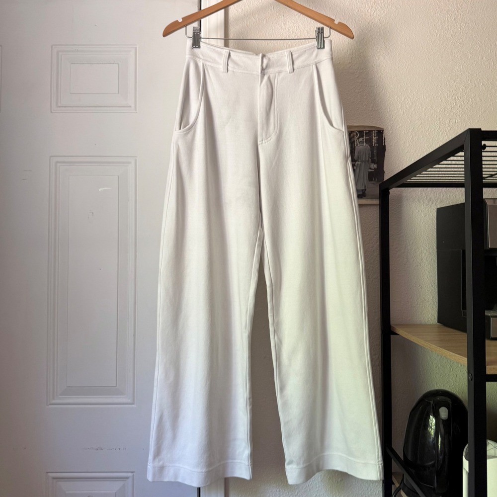 .BLACKTOGREY white organic cotton knit straight wide leg pants